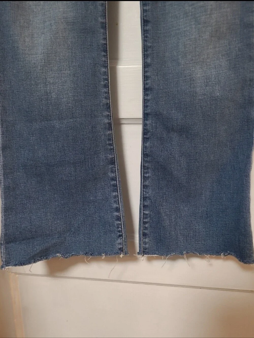 Frame Women's Le Crop Mini Boot Jeans  28 - Picture 2 of 5